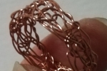 Anello realizzato a mano in filo di rame, tecnica wire