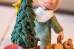 Bambolina Magia del Natale in porcellana fredda