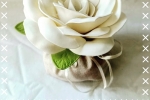 Rosa nel sacchetto realizzato ad arte in gomma fommy soft